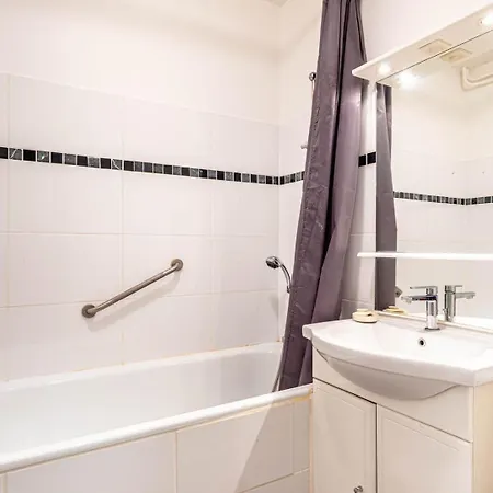Guestready - Elegant Tranquility In The 19th Arr. Paris